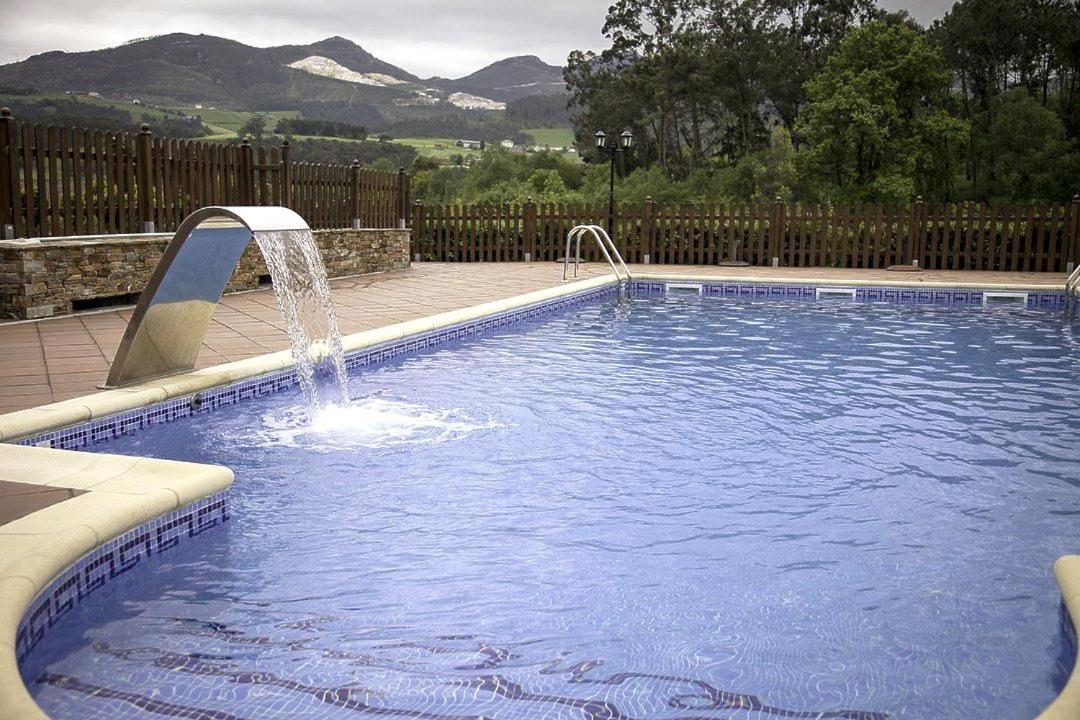 Hotel Hacienda Llamabua Navia Extérieur photo